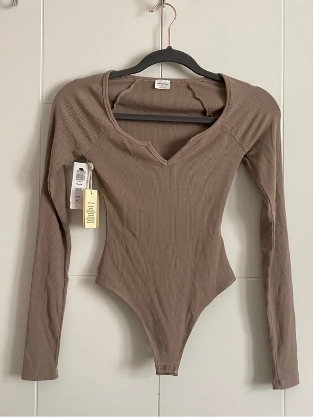 Aritzia Wilfred Free Flavia Crop Top GD Shitake